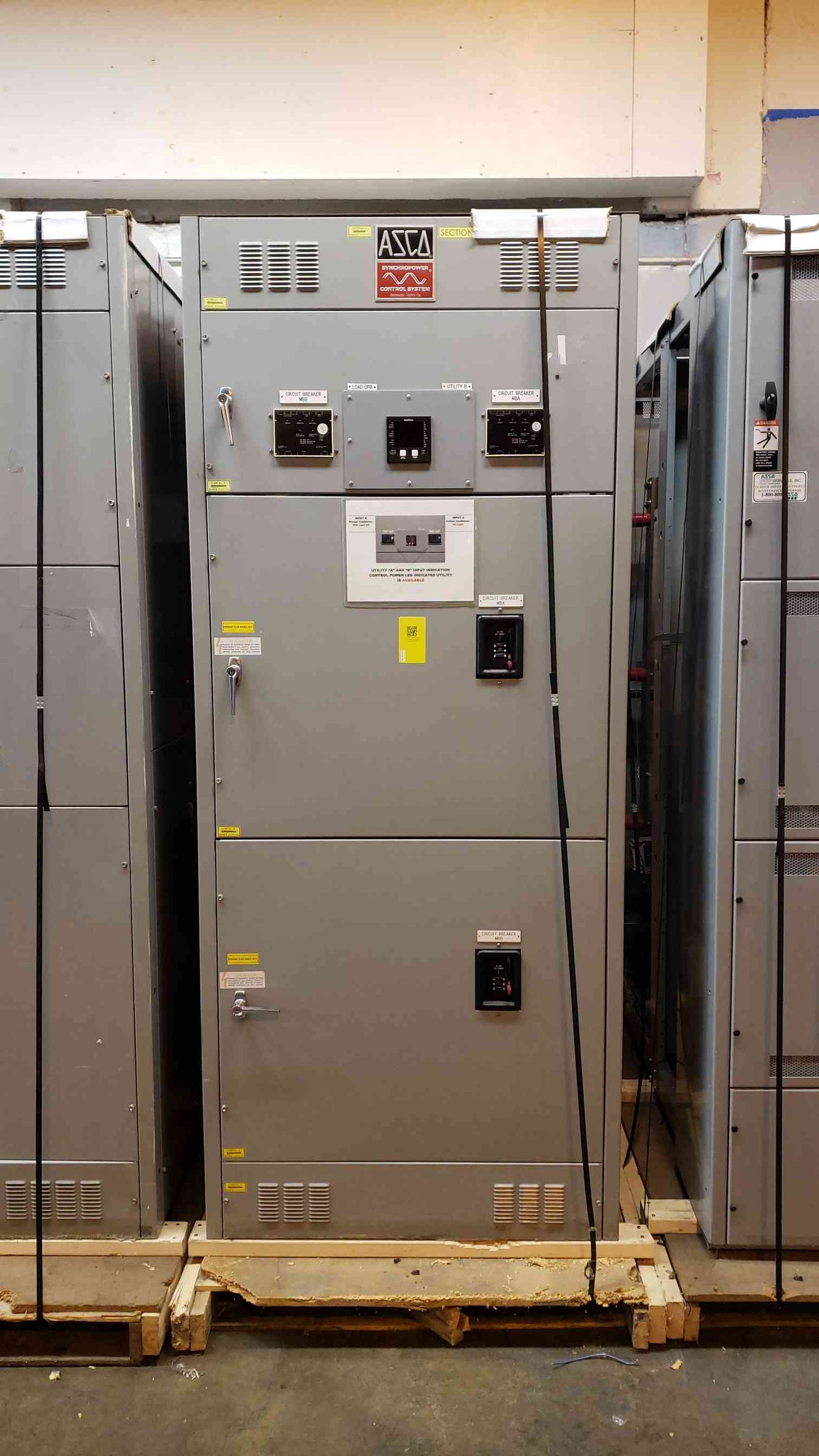 ASCO 8 Section 4000a 480v Switchgear Lineup 7 Cubicle Bus Breakers & Drawings(104180)