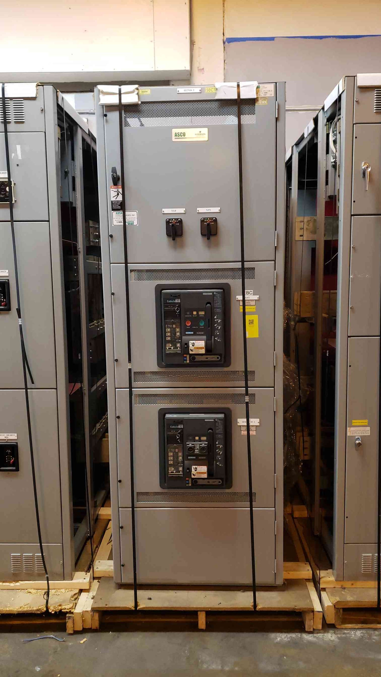 ASCO 8 Section 4000a 480v Switchgear Lineup 7 Cubicle Bus Breakers & Drawings(104180)