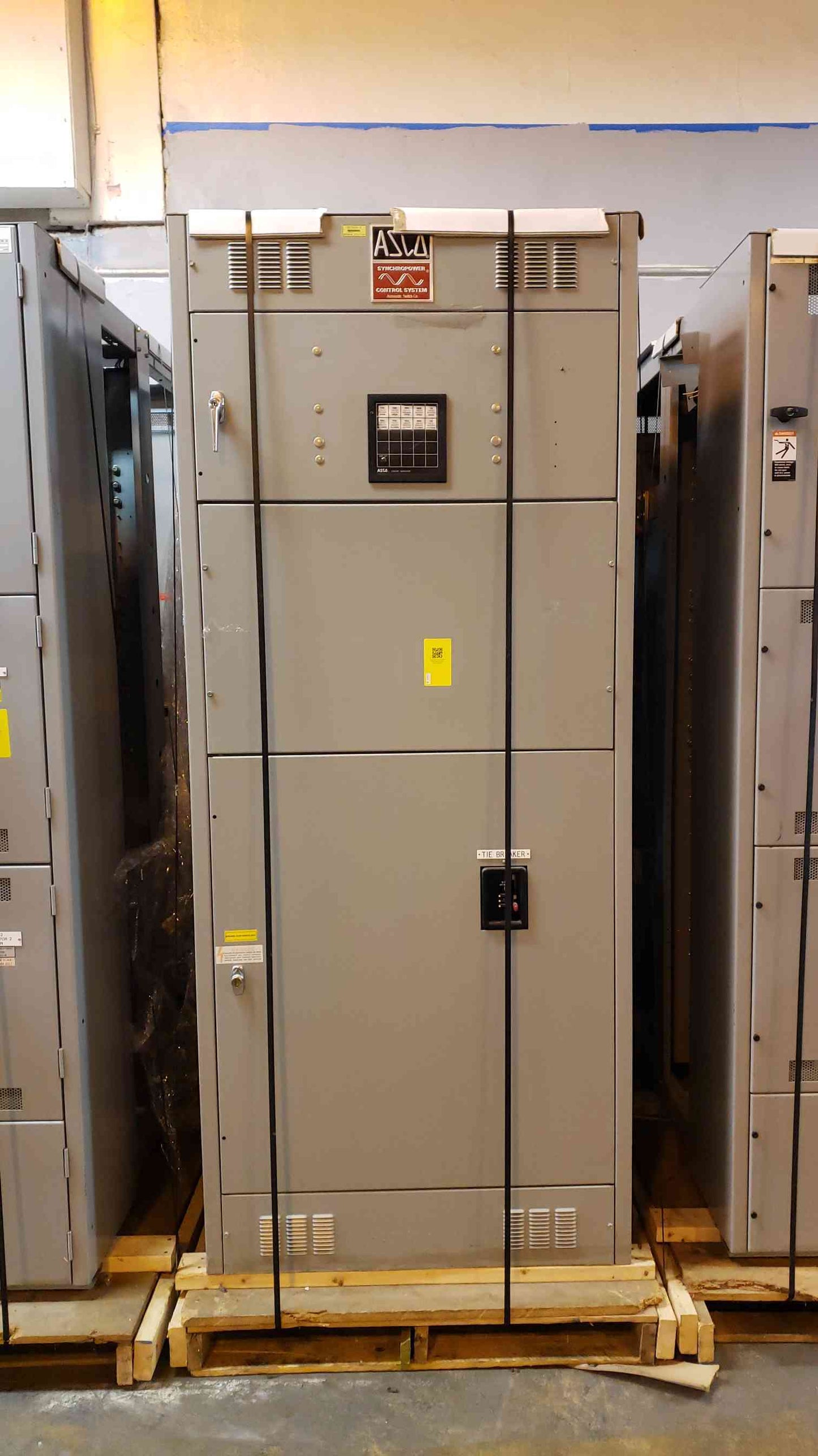 ASCO 8 Section 4000a 480v Switchgear Lineup 7 Cubicle Bus Breakers & Drawings(104180)