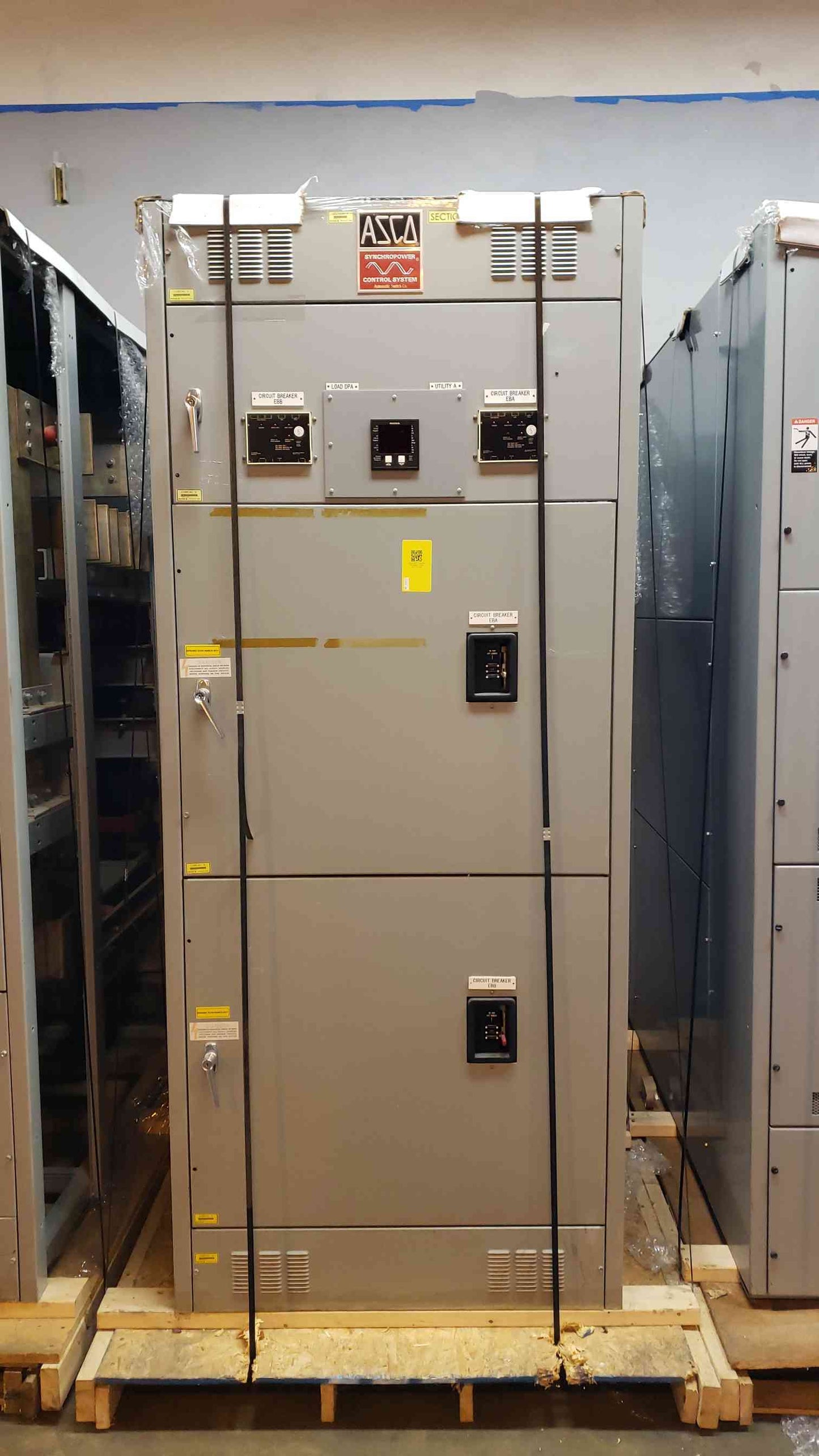 ASCO 8 Section 4000a 480v Switchgear Lineup 7 Cubicle Bus Breakers & Drawings(104180)