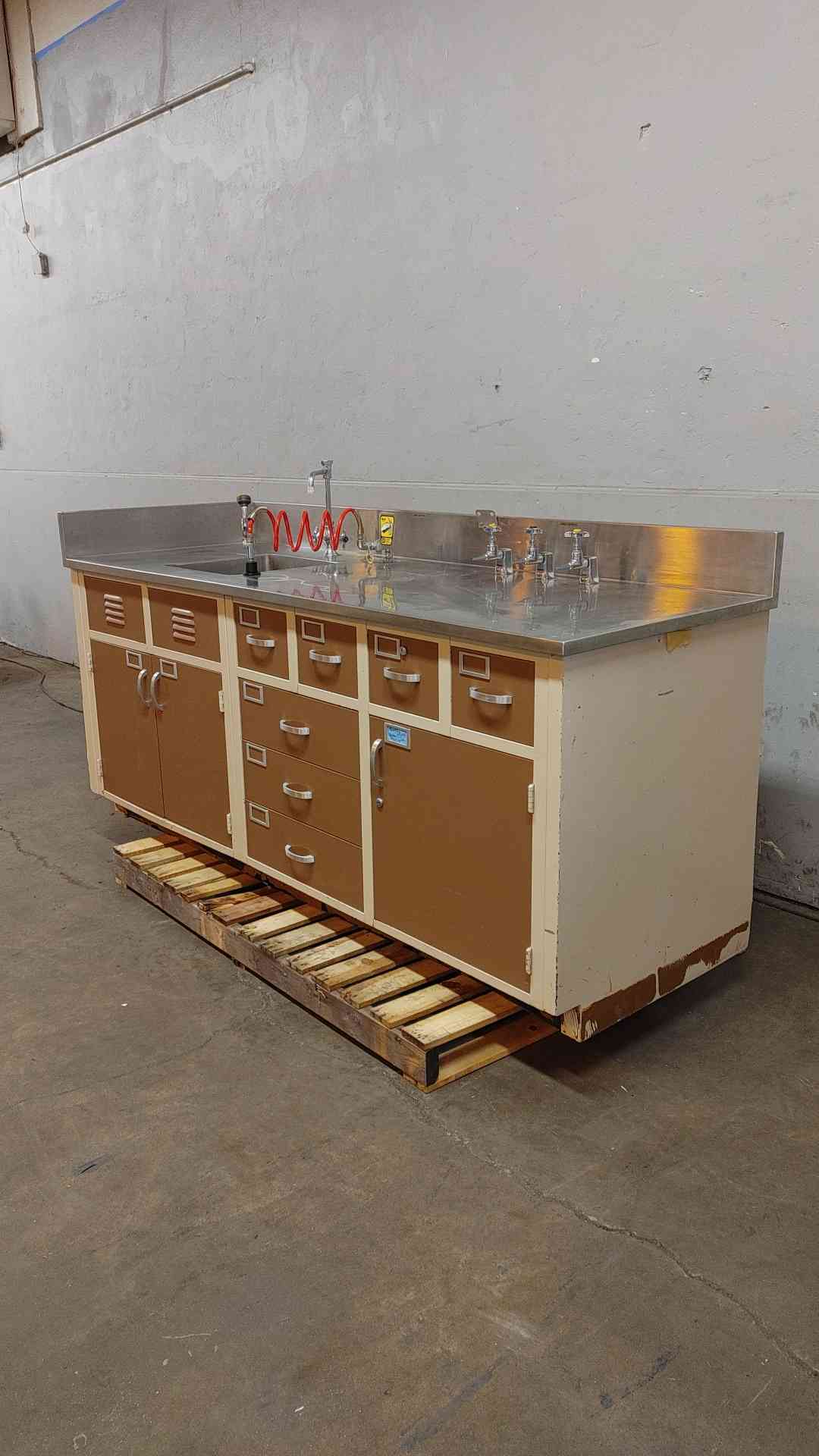 7'2 Duralab Stainless Steel Sink Bundle Combo Casework (104201)(104201)