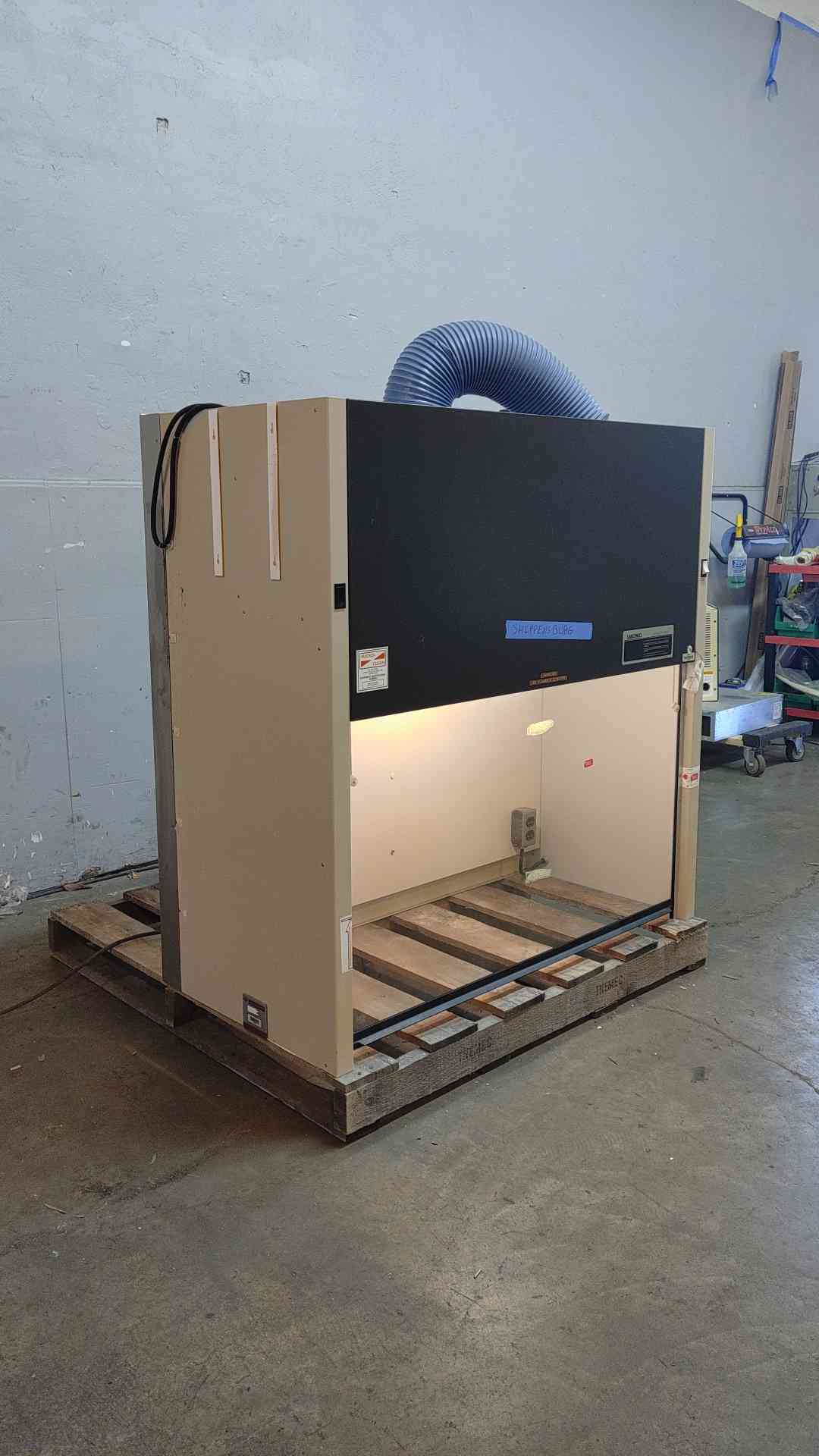 4' Labconco Chemical Lab Fume Hood Compact with Duct Flex Pipe (104304)