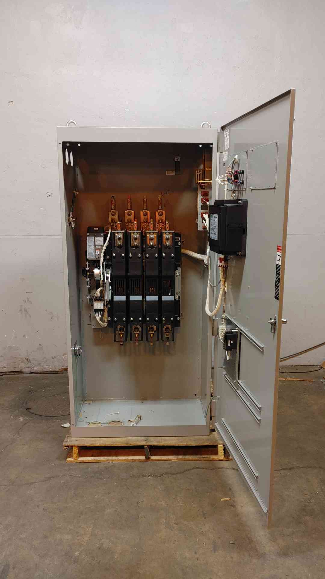 ASCO 7000 Series ATS 600A 480V 3PH H07ATSC30600N5XC(104462)