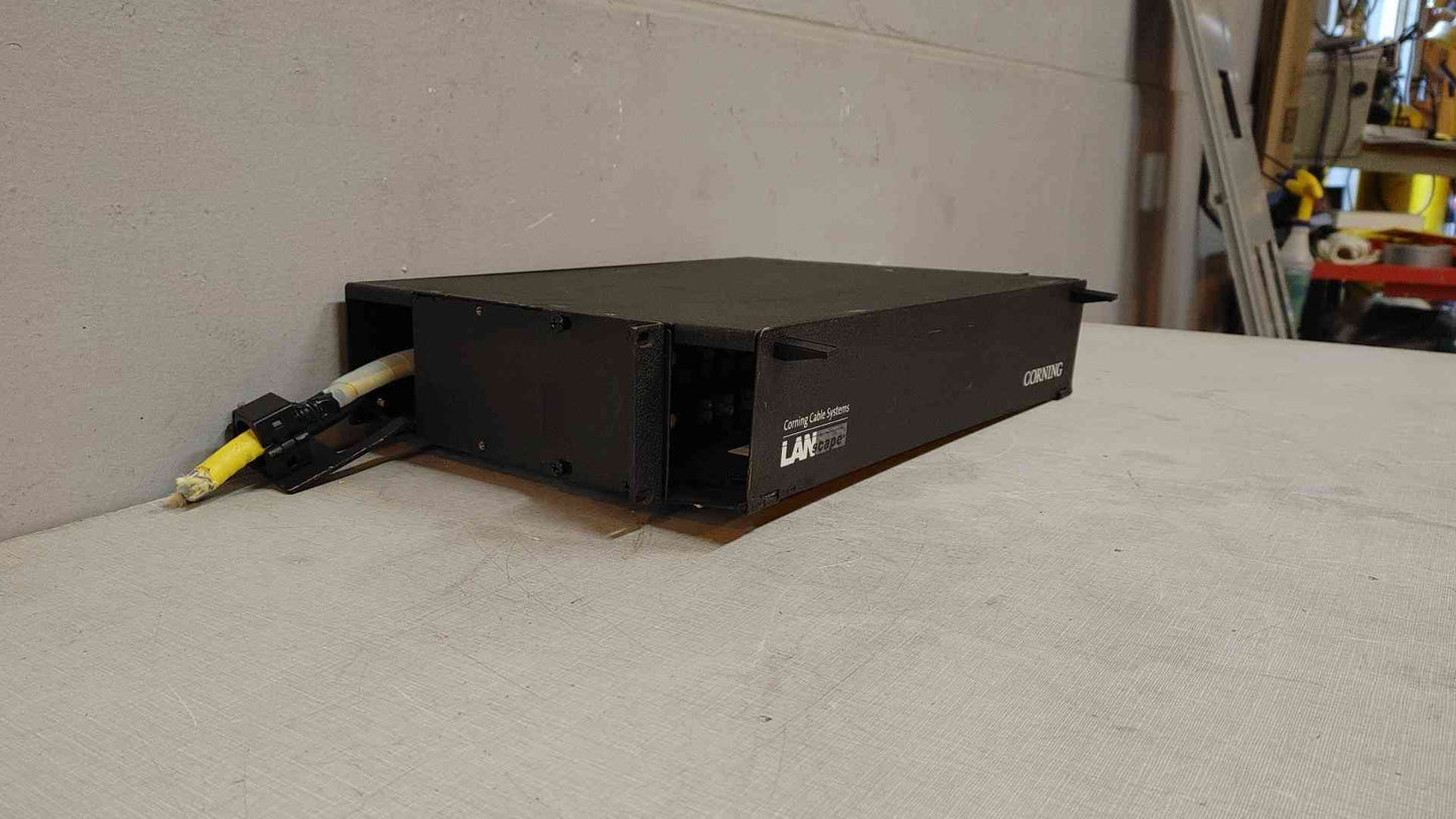 *Pickup Only* Corning Lanscape Fiber Patch Panel CCH-02U(104525)