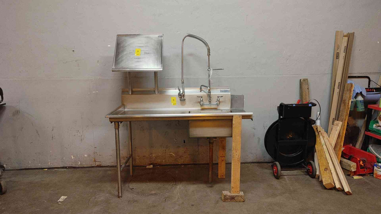 Champion Industries DH5000 Genesis Dishwasher w/ Sink Prep Set & Finish Table