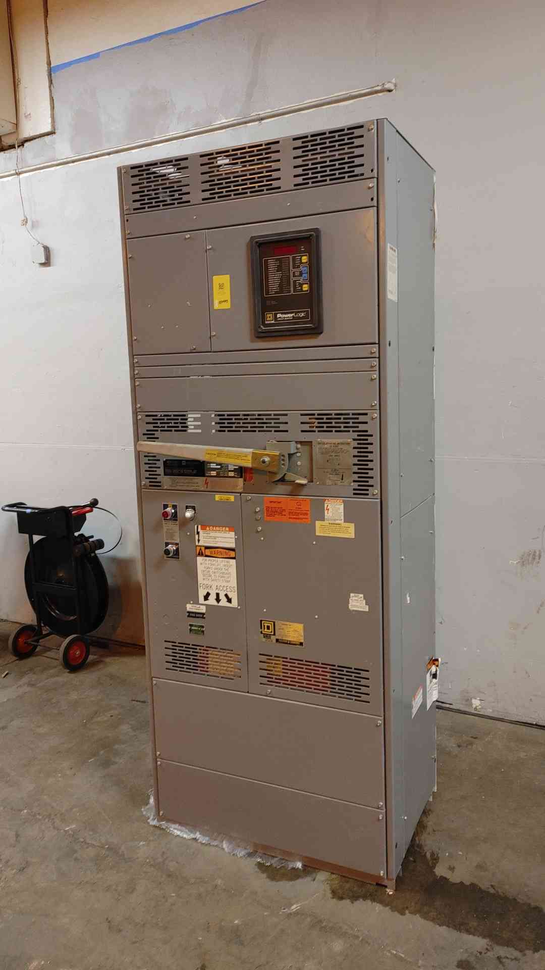 Square D Power Style QED 2000A Main 480Y/277V 3PH 4W BP Switch & Meter