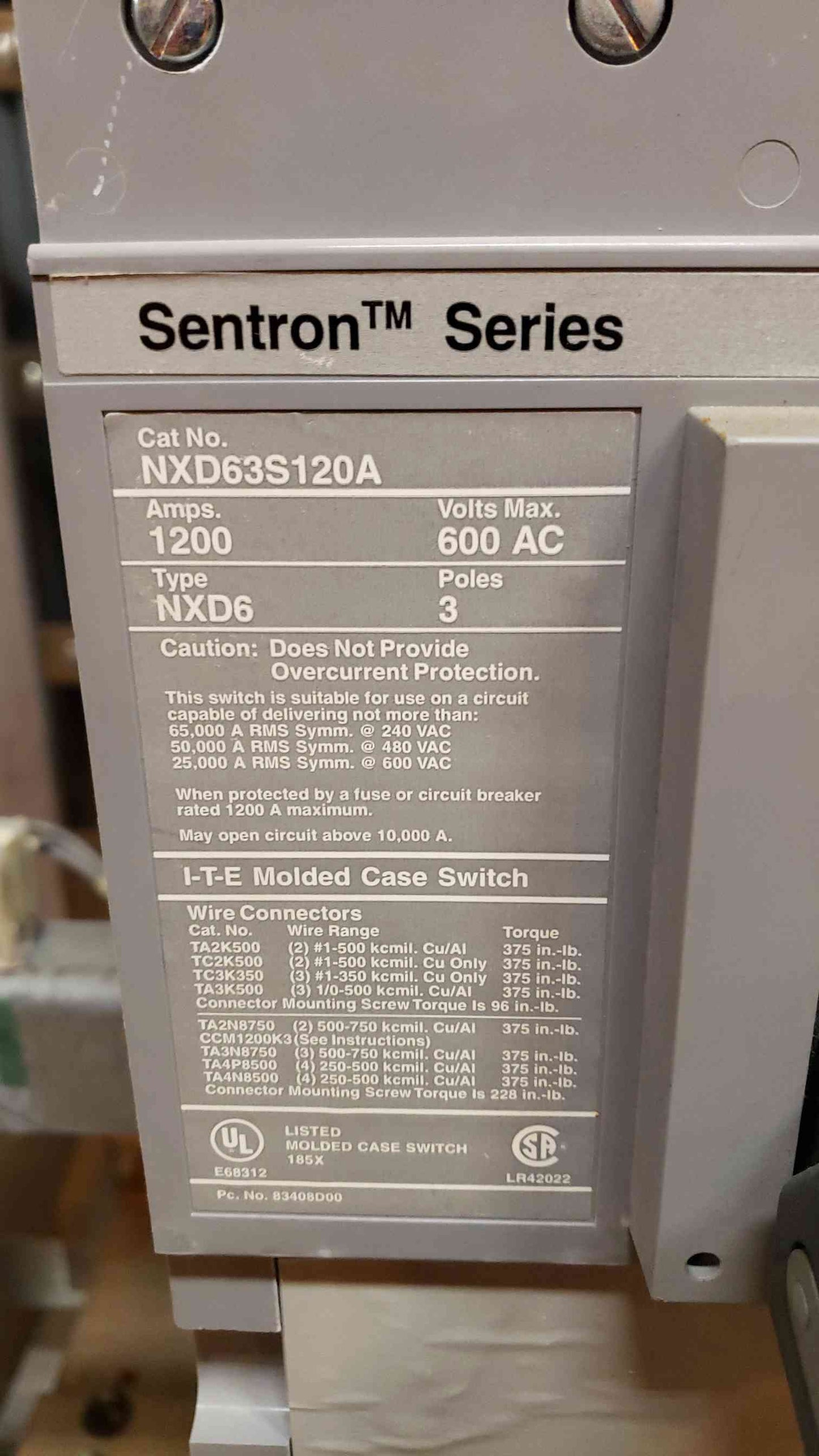 Siemens 1200A 3 Section Switchboard 208Y/120V 3PH 4W SB-3 Main & 10 Breaker