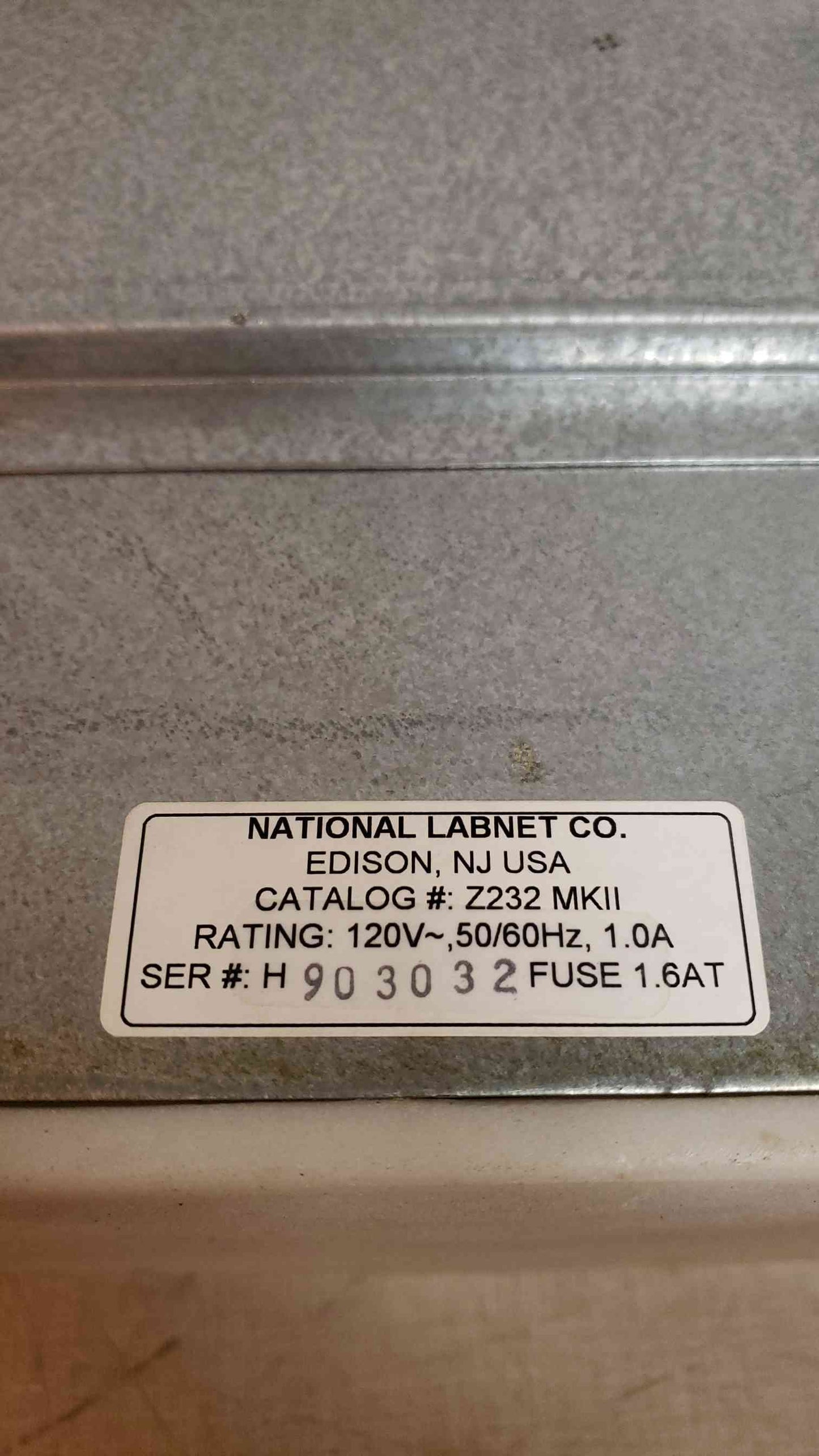 Labnet HERMLE Z 232 MK II 120V Microfuge (SKU: 108024)