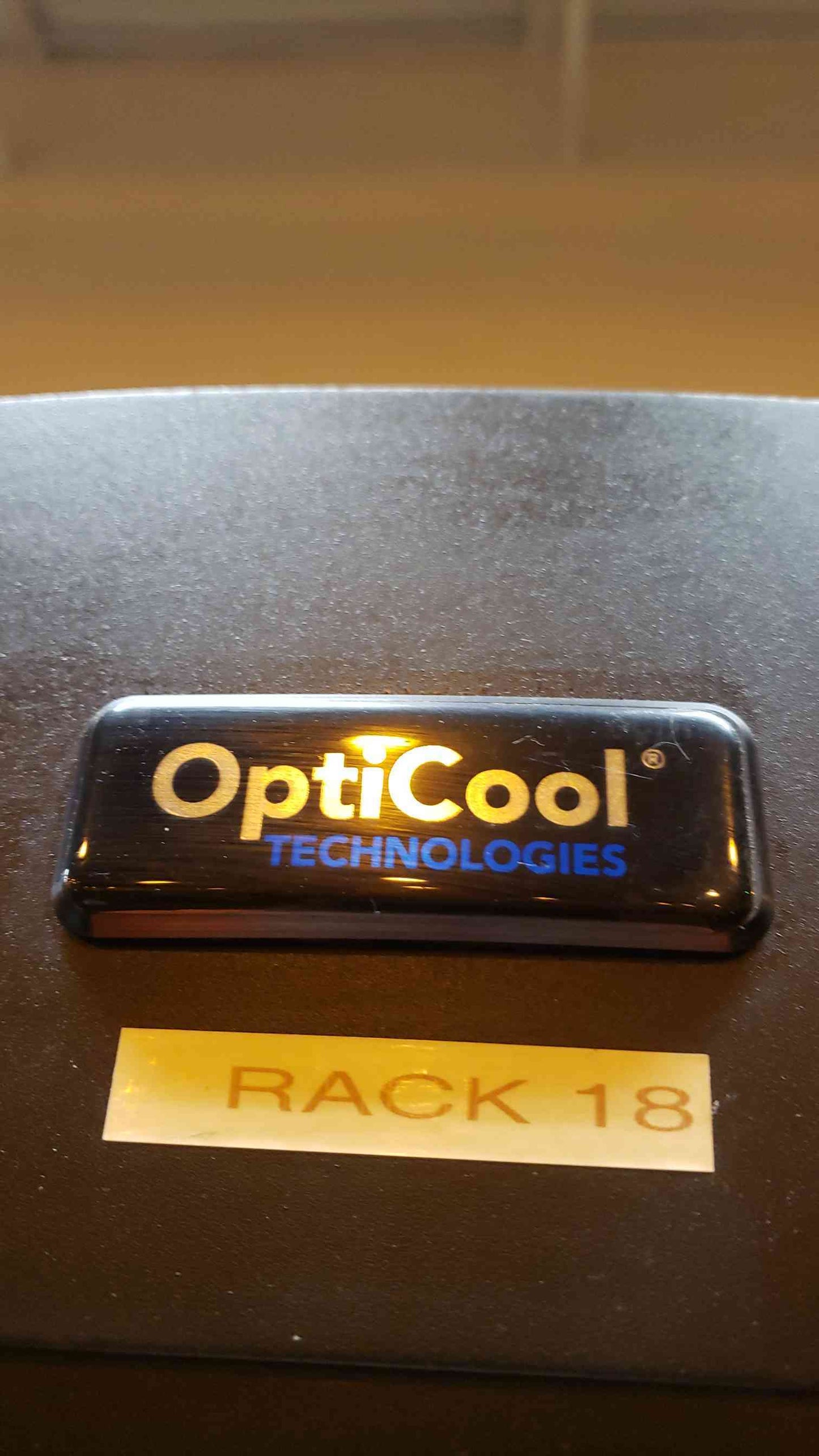 IBM Opticool Rolling Server Rack 7014-T42 Front Door Cooling 10KW R134 1 Side In-Row (108129)