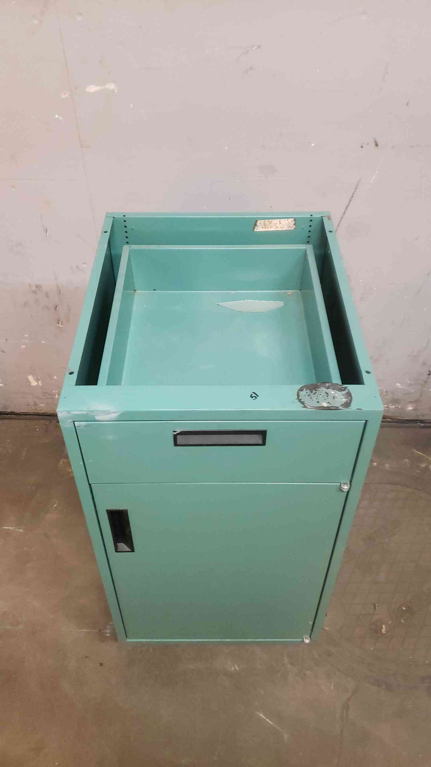 18" Recessed Mixed Casework (108285)