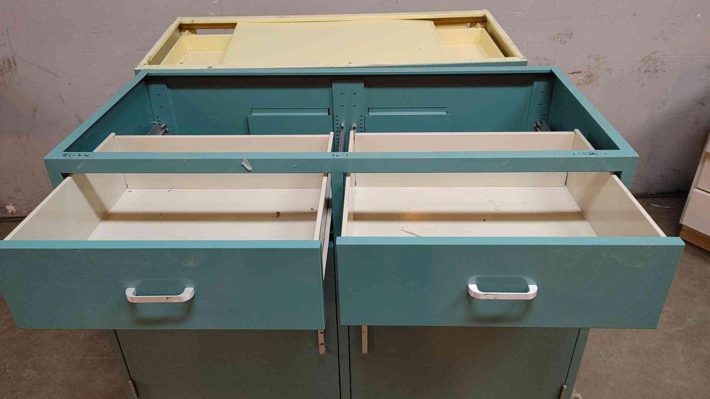 4' Duralab Mixed Casework (108383)