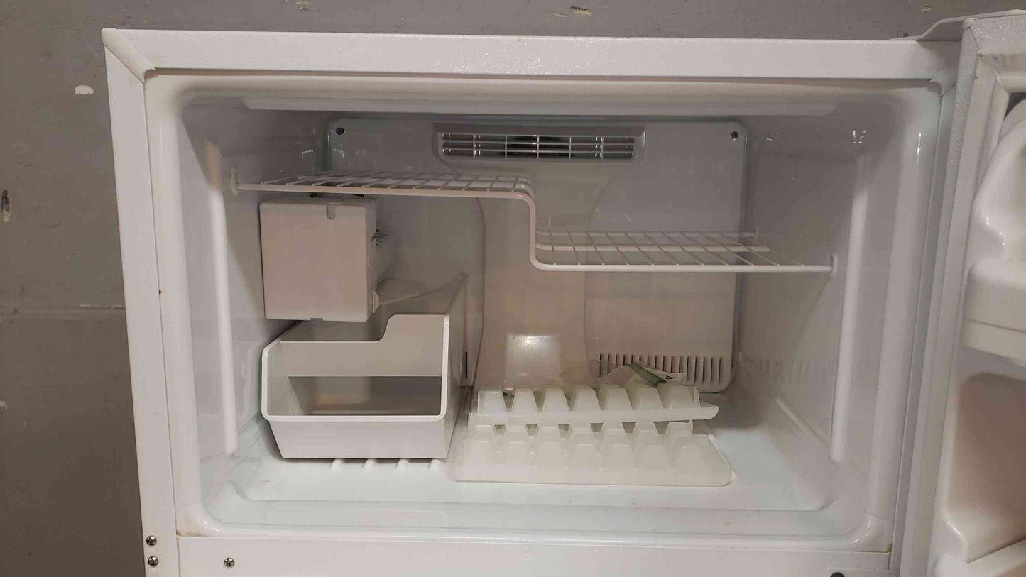 GE Household Refrigerator/Freezer 100VAC 6.5A R134A GTH18GCDGRWW (108379)