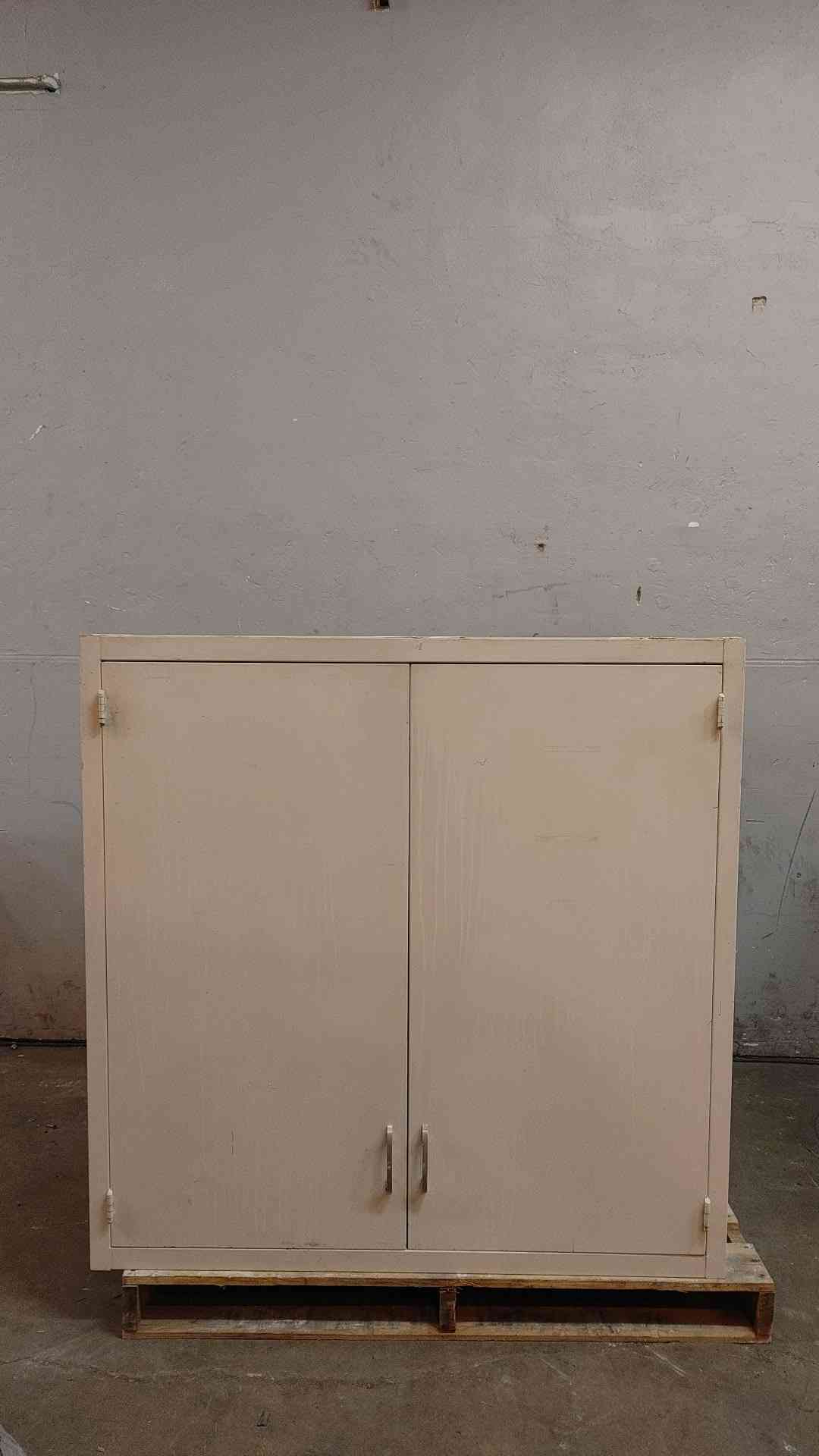 4' Kewaunee Overhead Casework Solid Metal Door (108623)