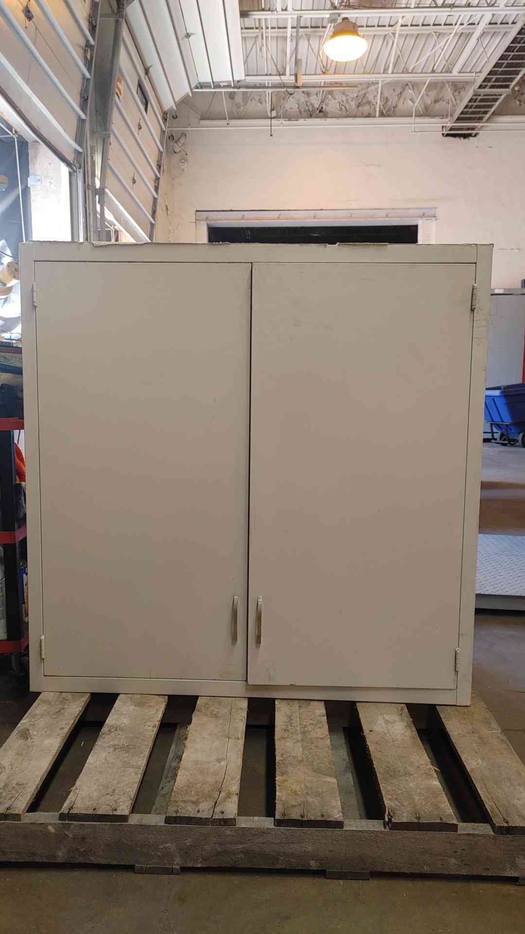 4' Tall Hamilton Dual Solid Metal Door Overhead Casework (108655)