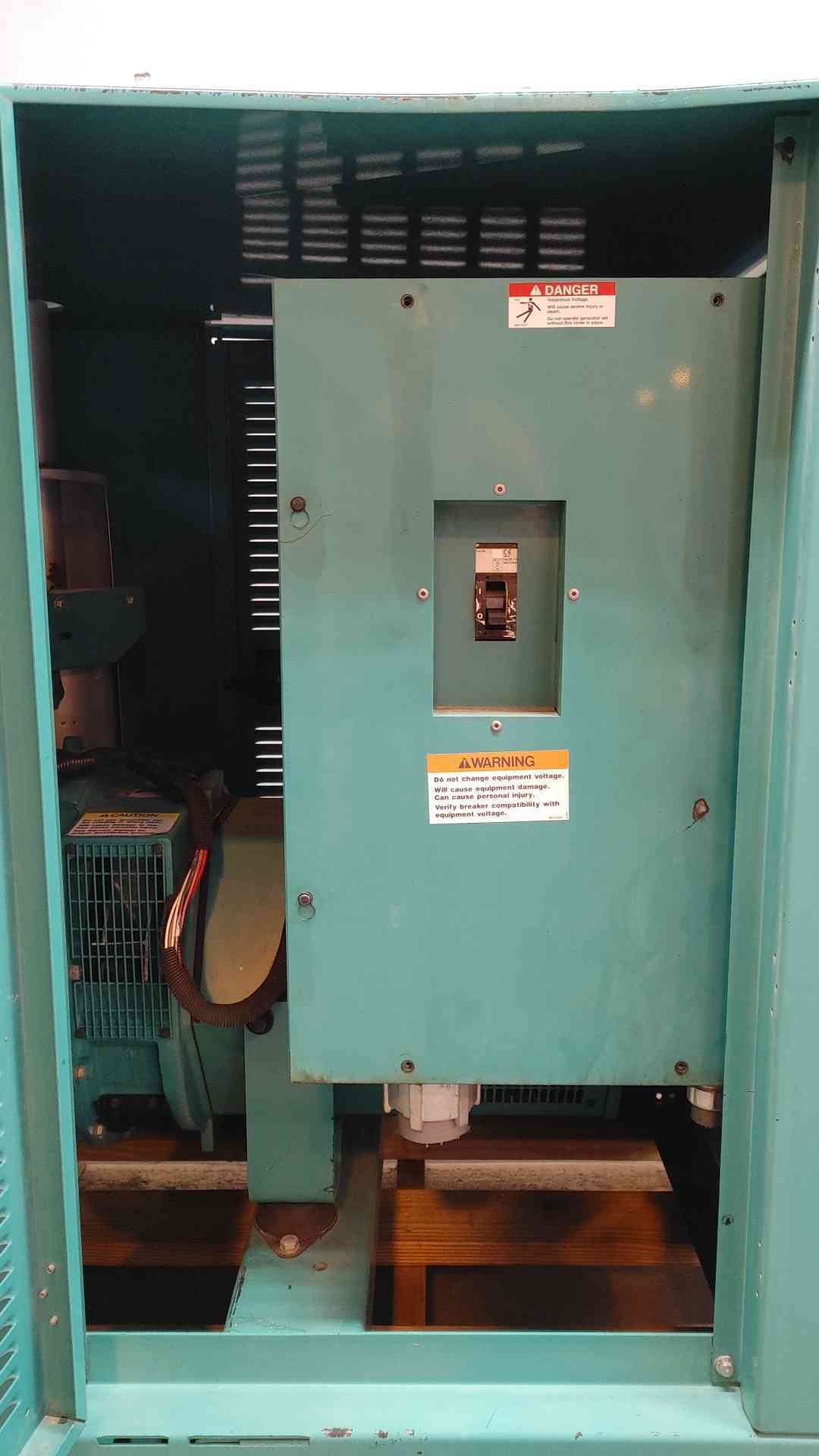 45KW Cummins Onan Generator 1&3PH 4536Hrs Nat Gas LP GGFC '00 LOAD TESTED (108785)