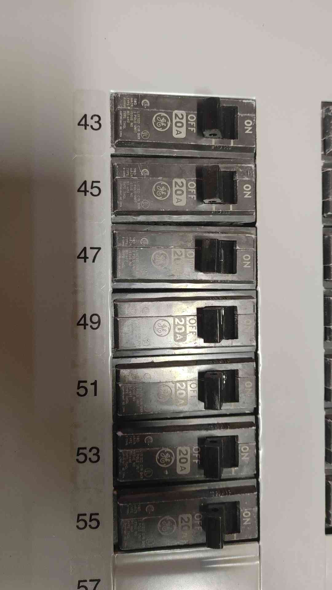 GE A Series 2 Panelboard ALF3424MBX 400 AMP 208/120 VOLTS 3 Phase 4 Wire (108919)