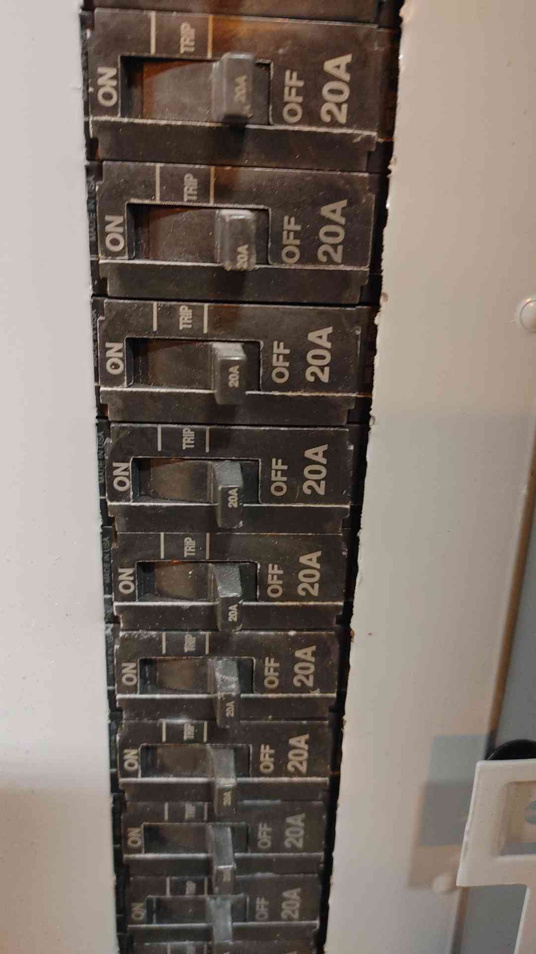 GE A Series Panelboard AEF3422DBX 225 AMPS  w/ Main (108892)