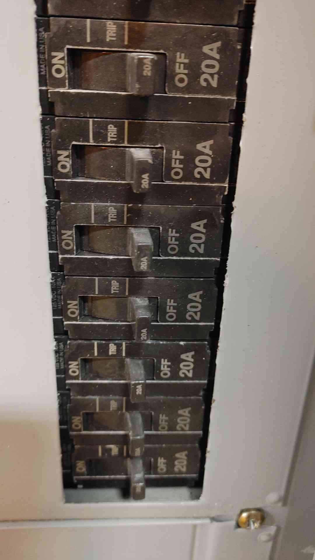 GE A Series Panelboard AEF3422DBX 225 AMPS  w/ Main (108892)