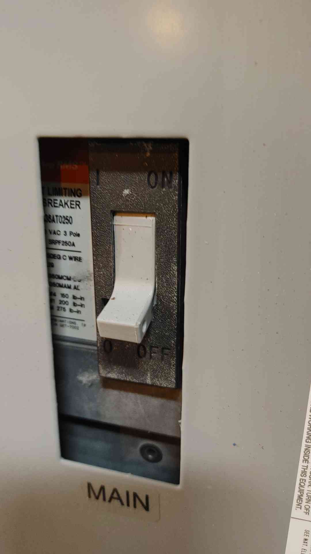 GE A Series Panelboard AEF3422DBX 225 AMPS  w/ Main (108892)