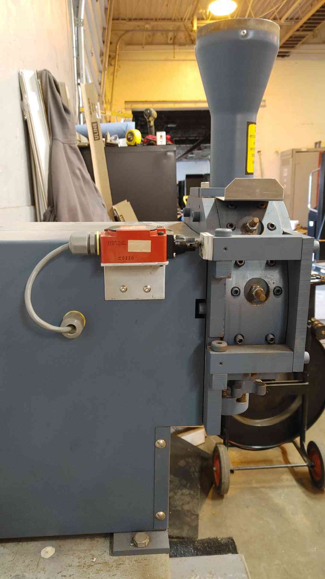 Thomas Scientific Wiley Laboratory Mill Model 4 115V 8.6A Model 3379-E10 (108949)