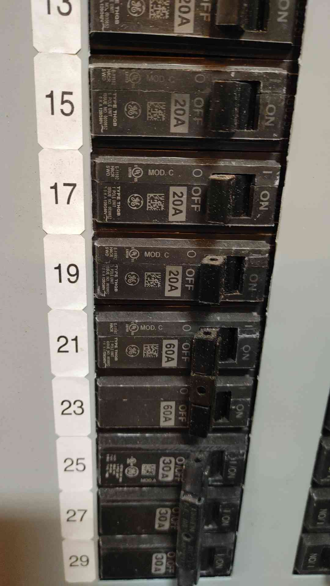 GE A Series 2 Panelboard 400A 208/120 V 3 Ph 4 Wire with Main (108984)