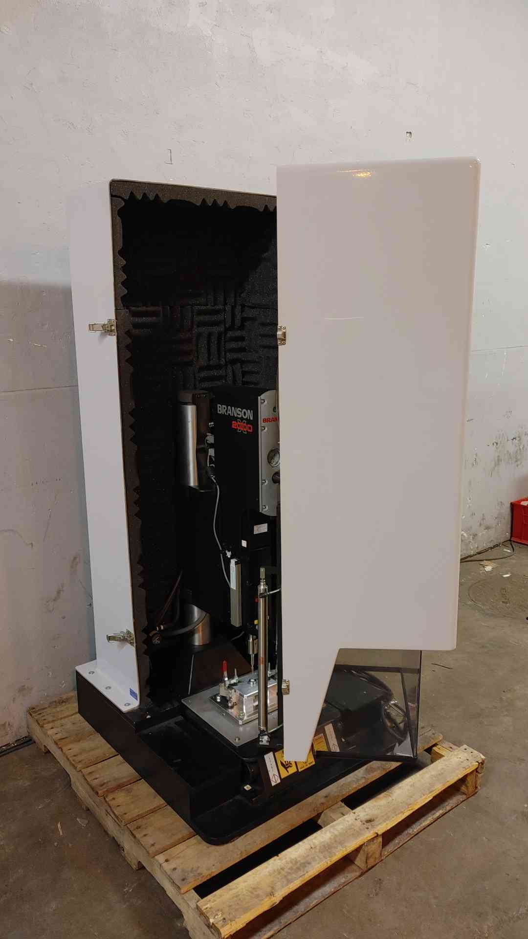 Branson 2000X Series Ultrasonic Assembly Welding System