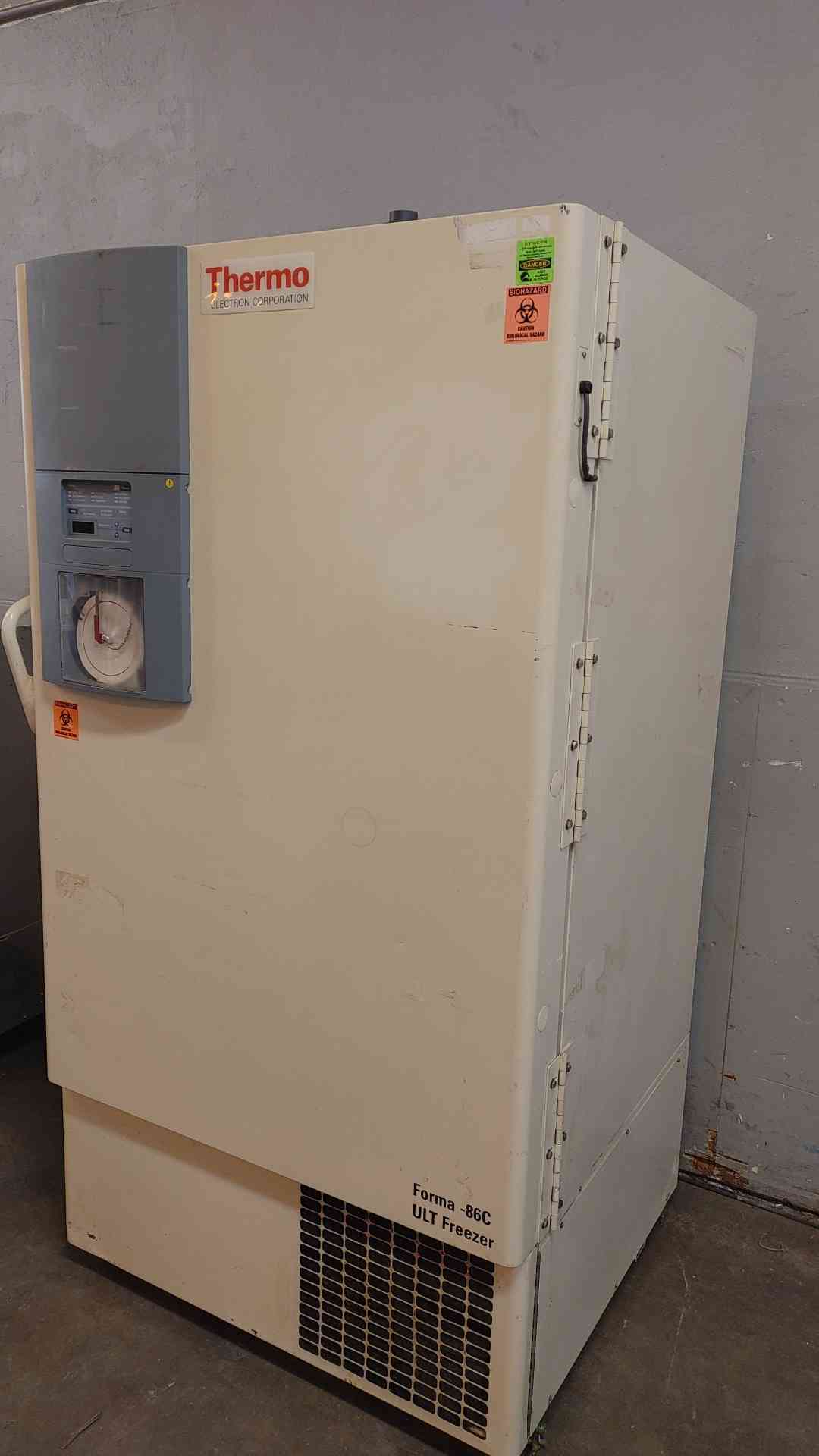 Thermo Electron Corporation Freezer Model 906 230V 1ph