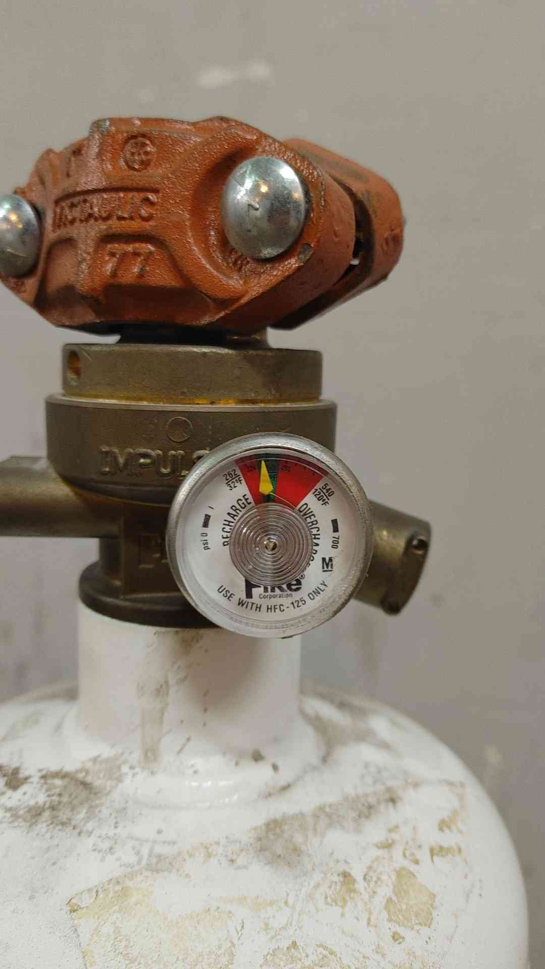 Fike 29 LBS Ecaro 25 Clean Agent Fire Suppression Cylinder HFC 125 70-264-D-W (109253)