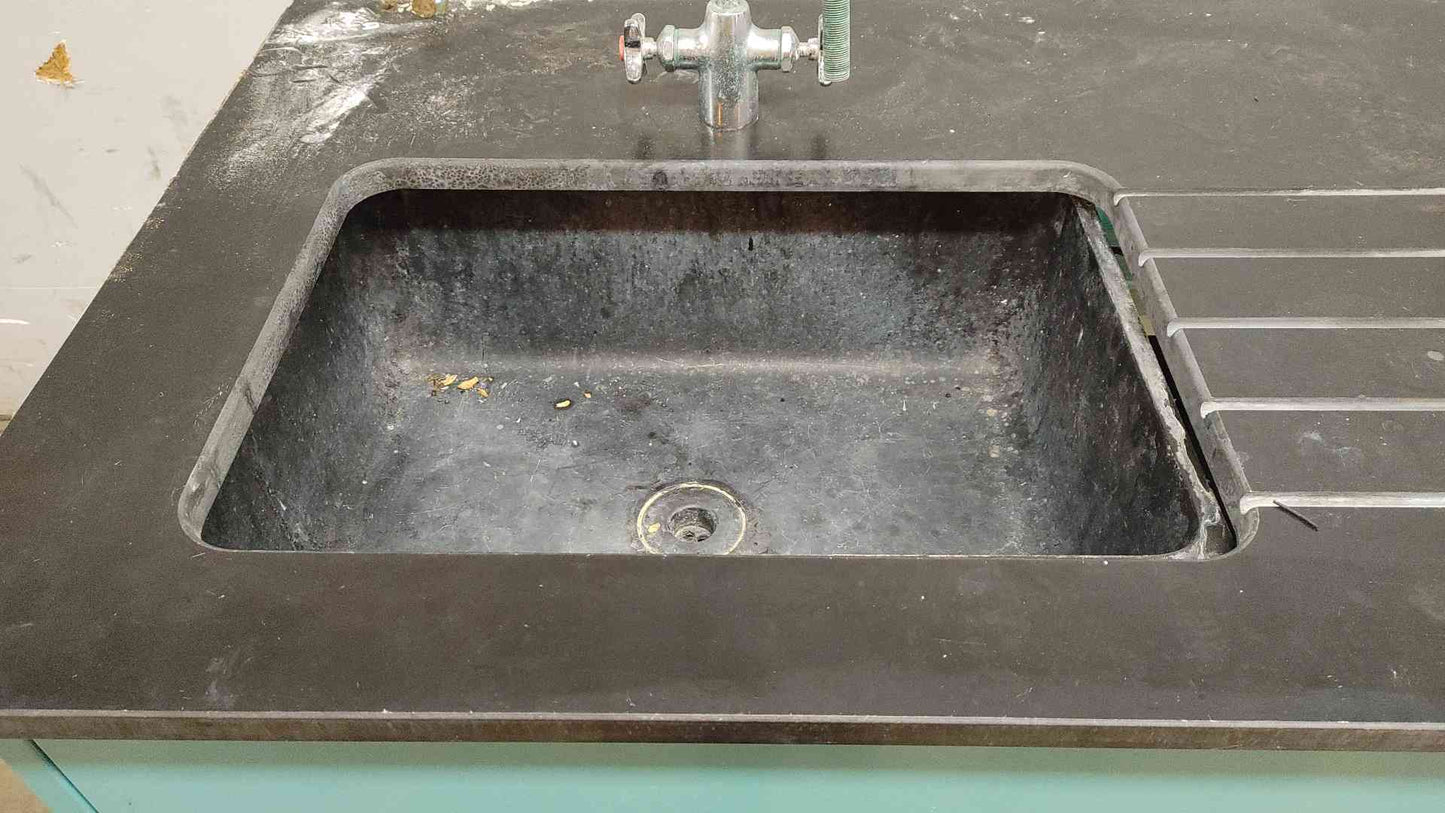 4' Kewaunee Sink Base Bundle (109312)