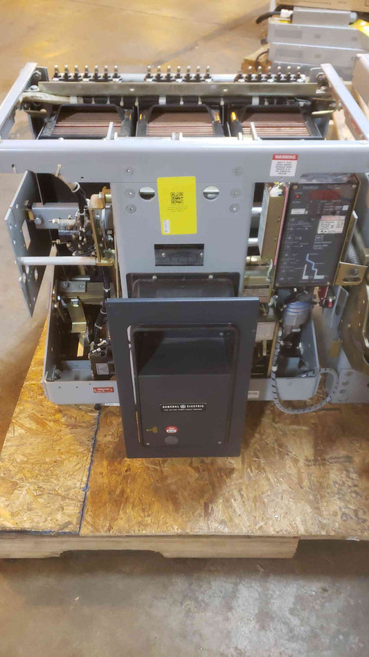 GE 4000A 635V Max Low Voltage Power Circuit Breaker AKR-8D-100-1 (SKU: 109427)