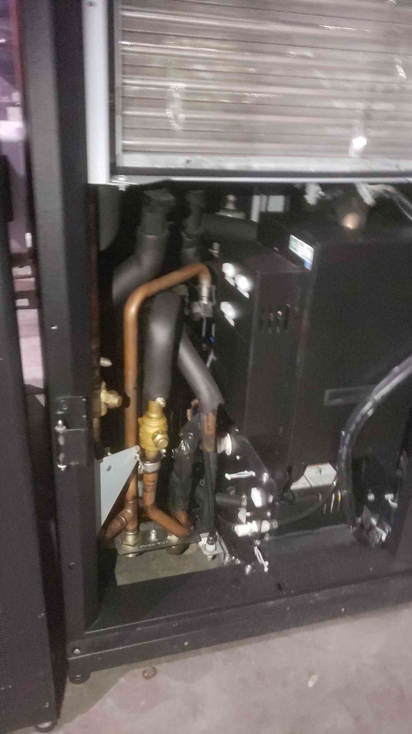 AS-IS APC In Row CRAC Unit 200-240VAC 3PH ACRP100 (109469)