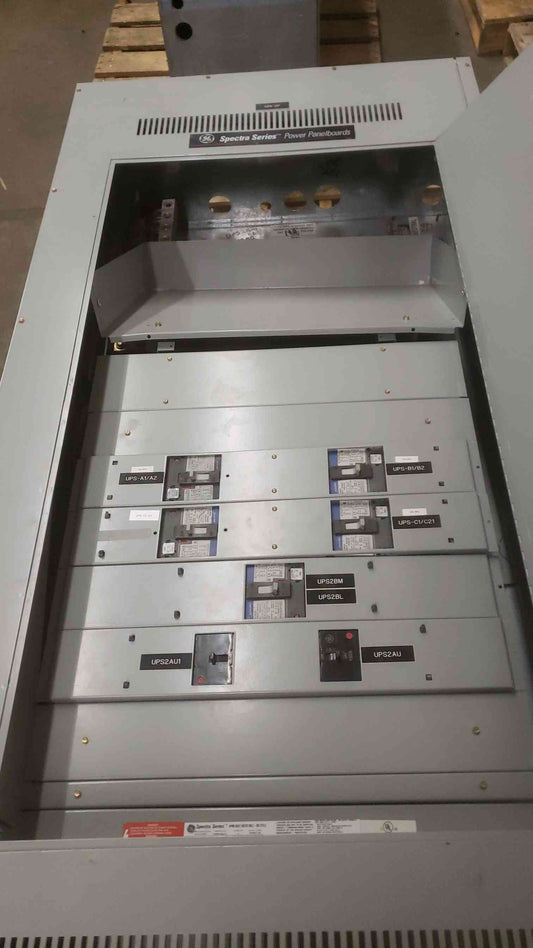 GE Spectra Series 1200A 3PH 4W 208Y/120VAC Panelboard 7 Breaker (SKU: 109563)