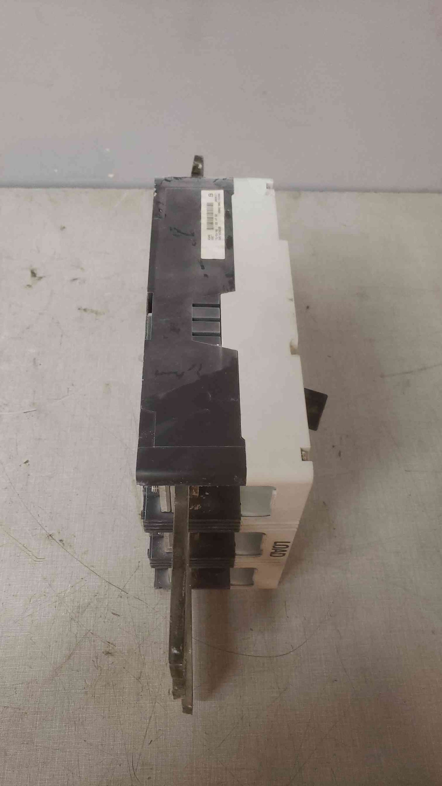 Cutler-Hammer 600A 600VAC-250VDC 3 Pole Breaker LD3600F (SKU: 109589)