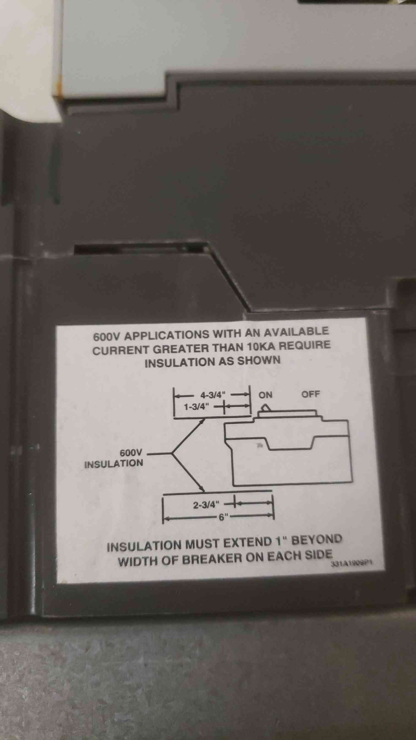 GE Spectra RMS 100A 3 Pole W/ Integrated Handle Circuit Breaker (SKU: 109694)