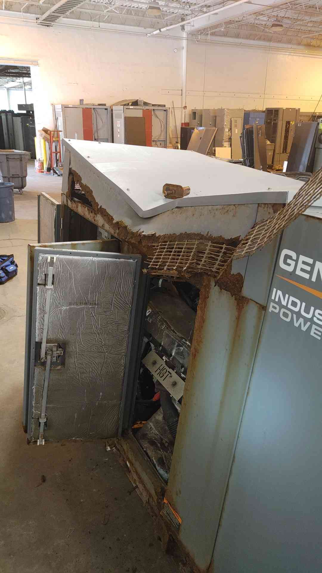AS IS - 35KW Generac Generator Nat Gas LP SG35 3PH 85Hrs '16 Rusted (109810)