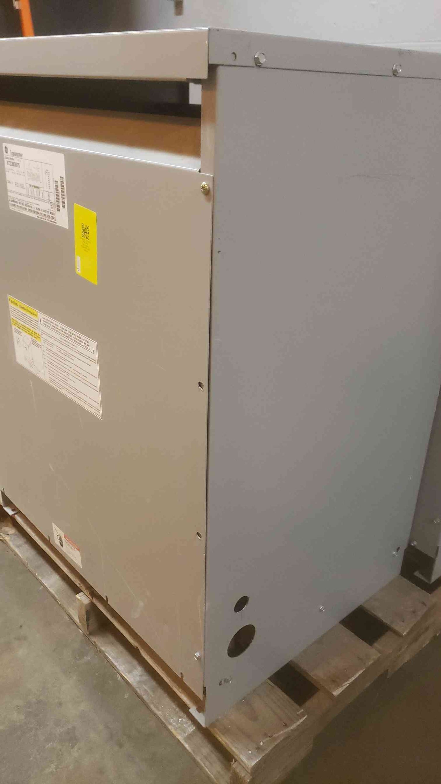 GE 112.5KVA 3PH 480V x 208/120v Dry Type Transformer 9T23B3875 (SKU: 109827)