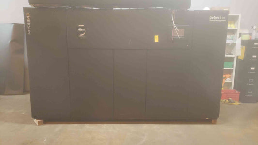 30 Ton Liebert Vertiv 460V 3PH CRAC UPFLOW VS105A SA0E0722A 2017 (SKU: 110530)