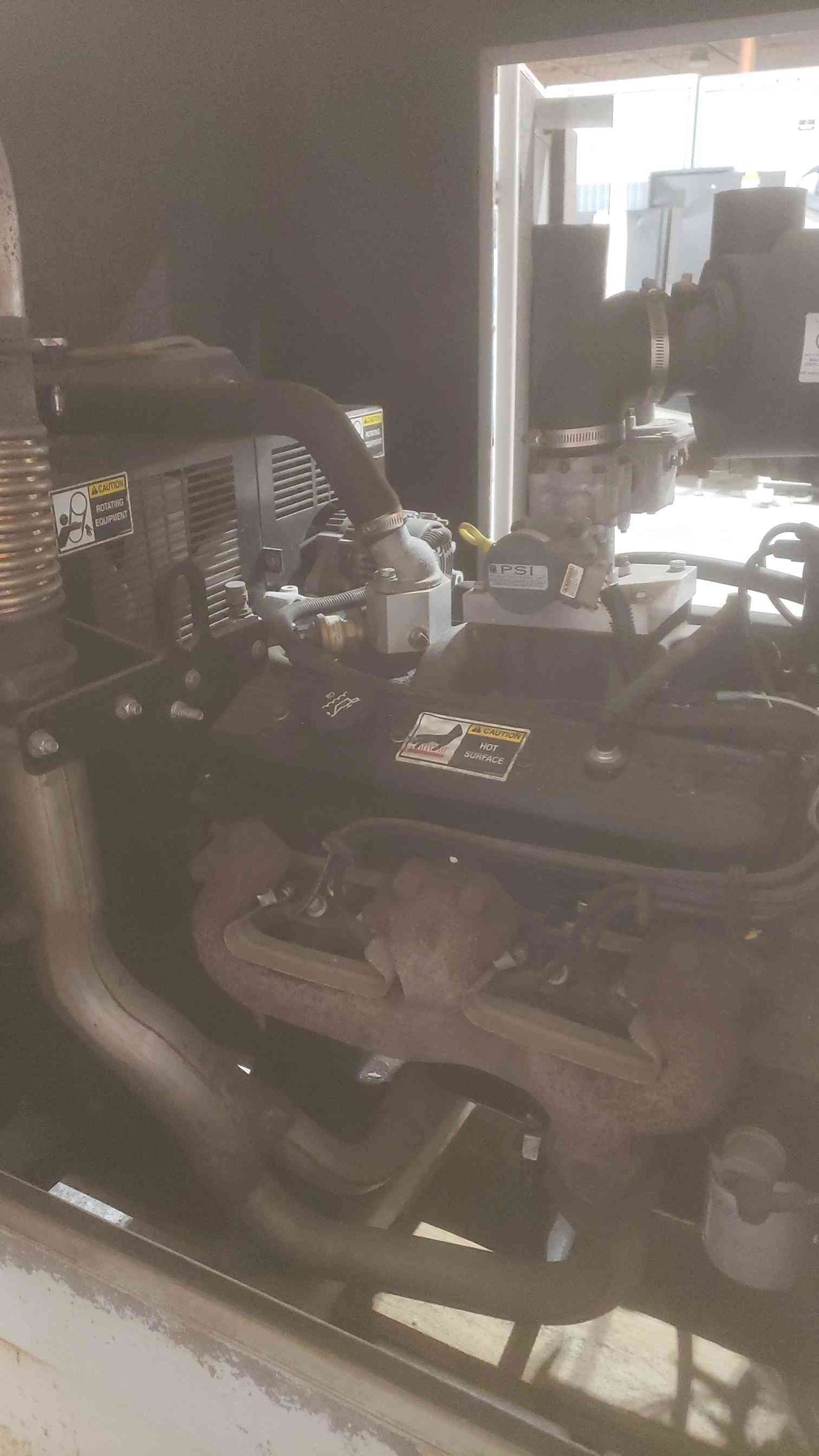 60KW Lynx Generator 1PH 60SG Nat Gas LP 567Hrs TESTED