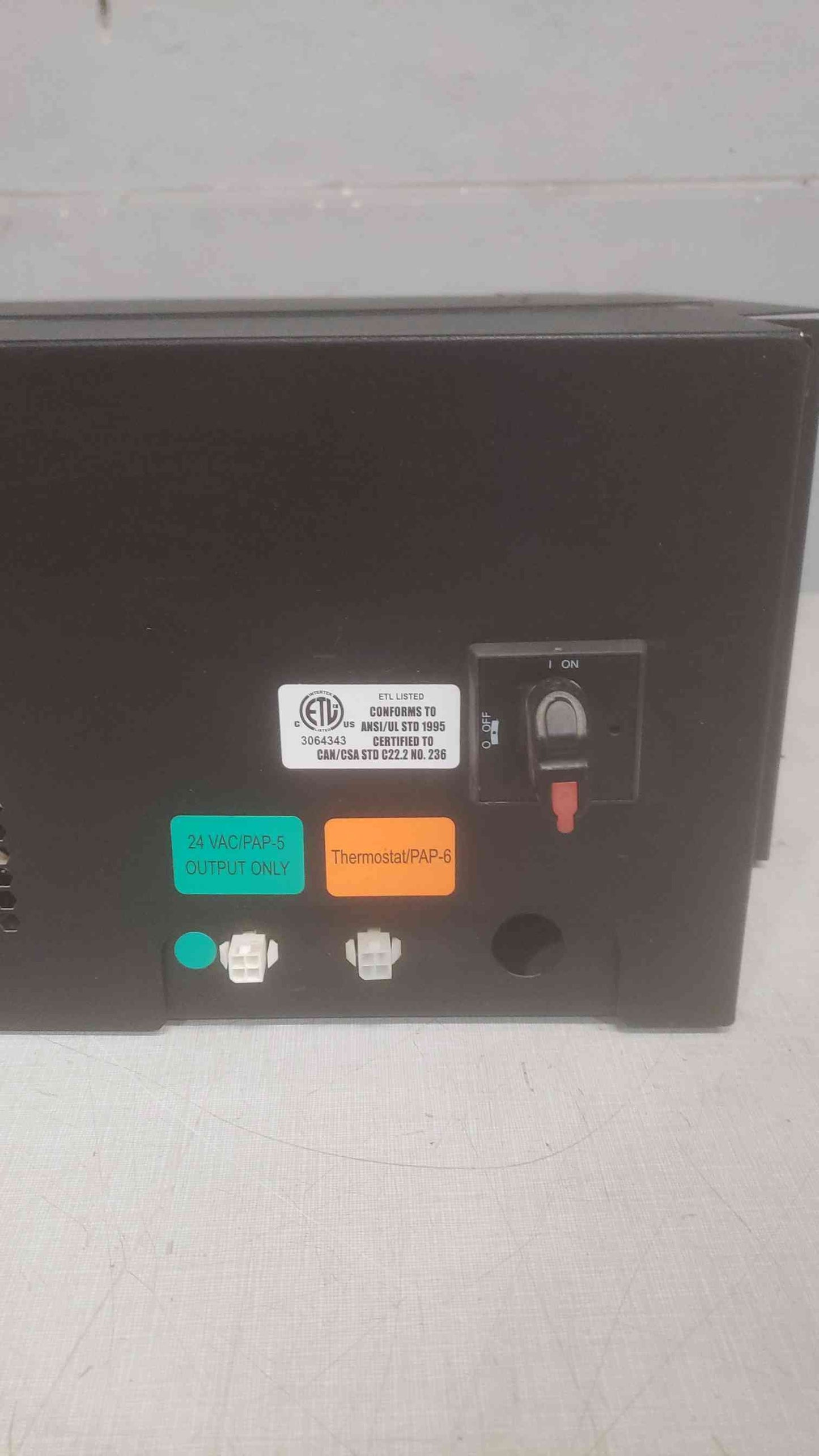 Johnson Controls FlexSys Underfloor Air Distribution Module UFE-1C-12-02 (SKU: 110721)