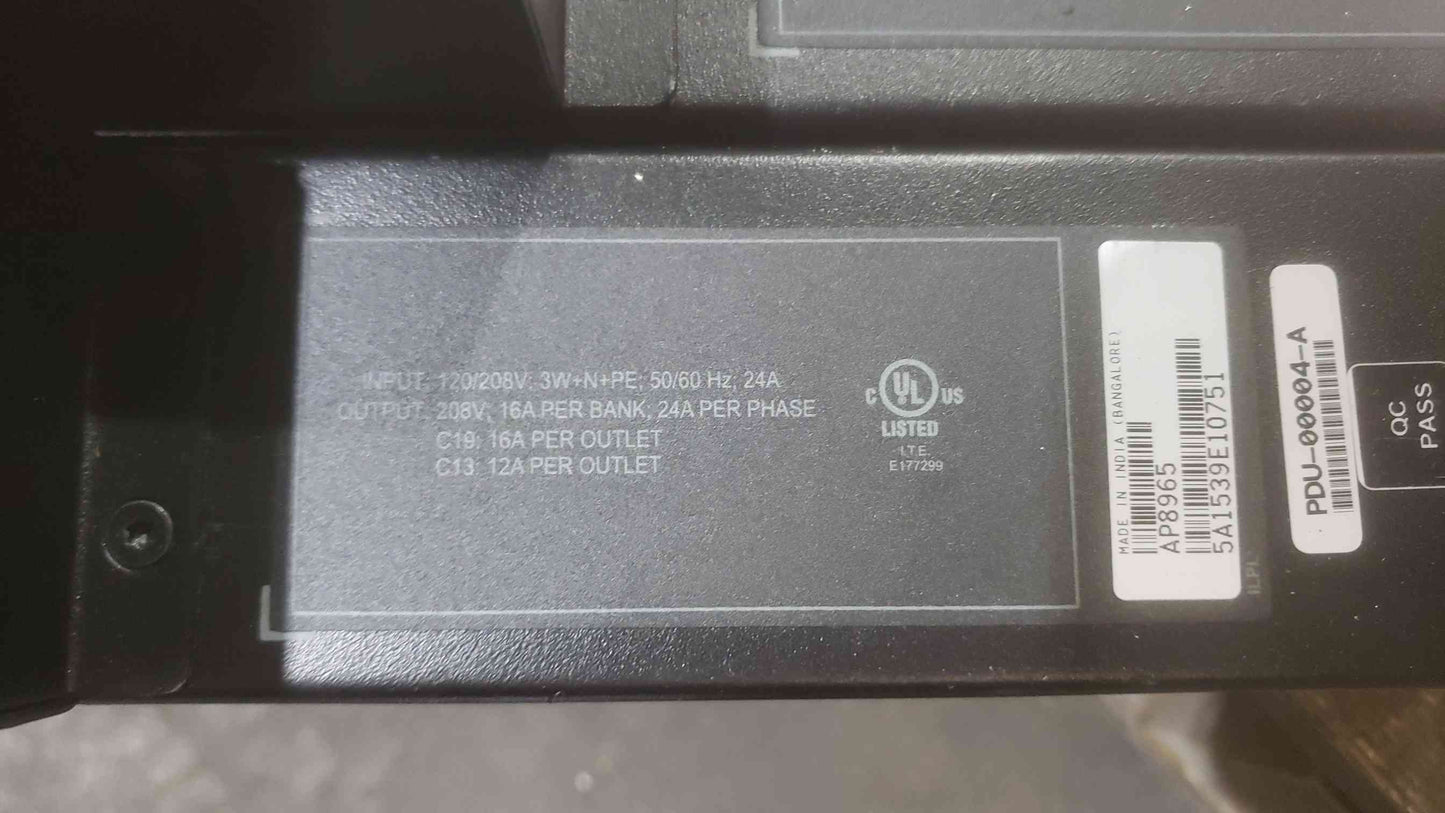 APC 21 Port 120/208V 3W PDU Strip AP8965 (SKU: 110736)