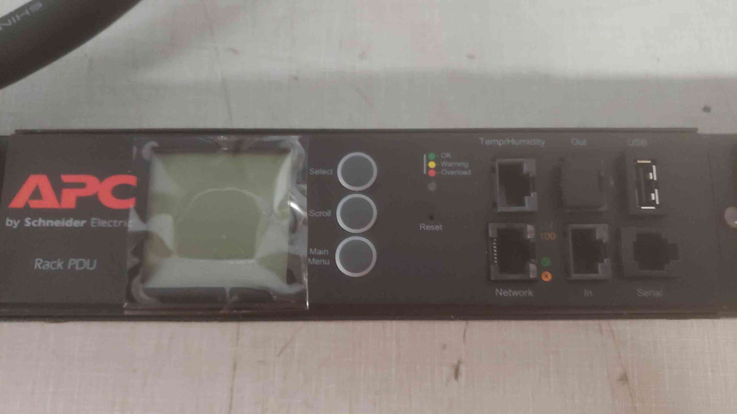 APC 120/208V 21 Port PDU Strip AP8965 X633 (SKU: 110737)