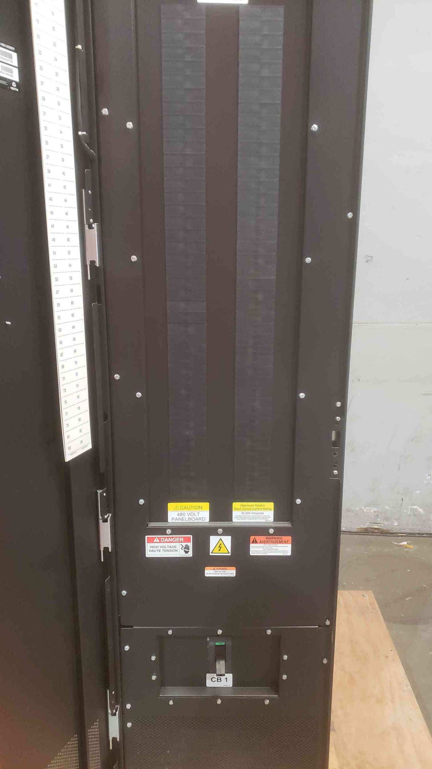 Vertiv 415/240 400A 1&3PH RPP PDU New Surplus RXESB25S0766 '20 (SKU: 110992)