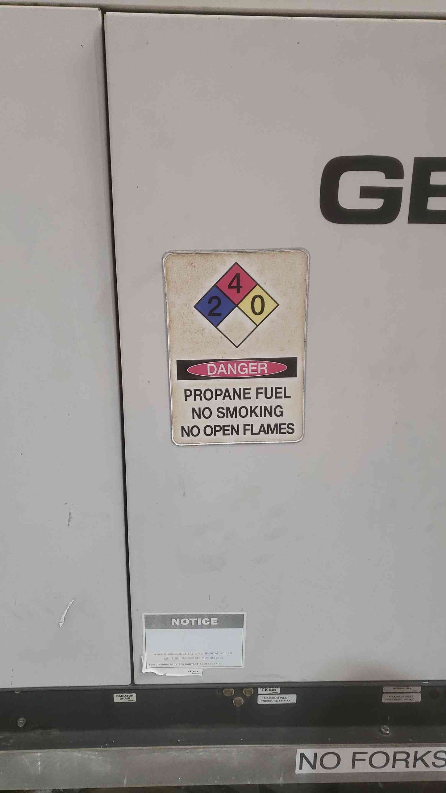 35KW Generac Mitsubishi 1PH Propane Nat Gas Generator 0053500 410.6Hrs (SKU: 110998)