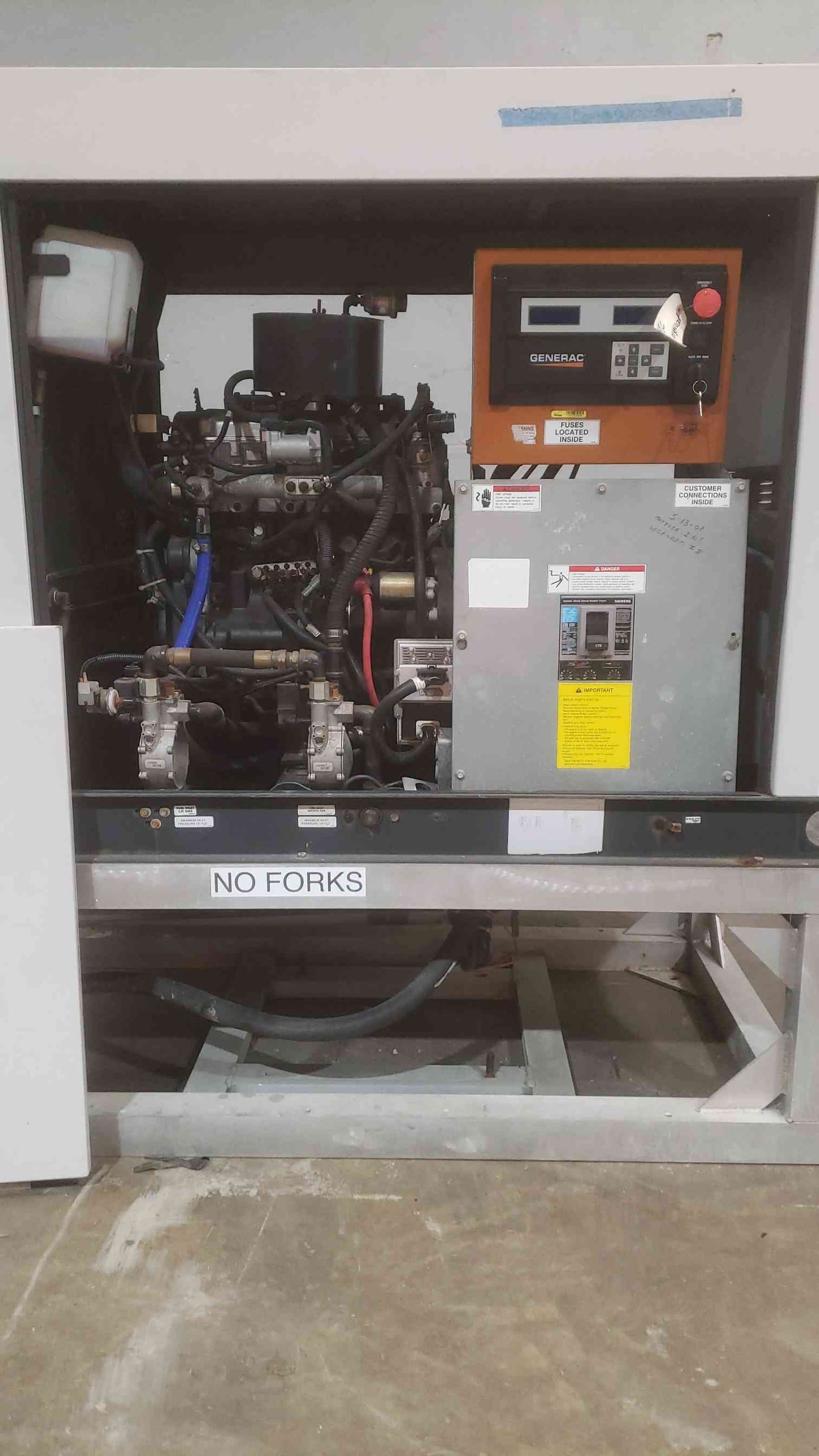 35KW Generac Mitsubishi 1PH Propane Nat Gas Generator 0053500 410.6Hrs (SKU: 110998)