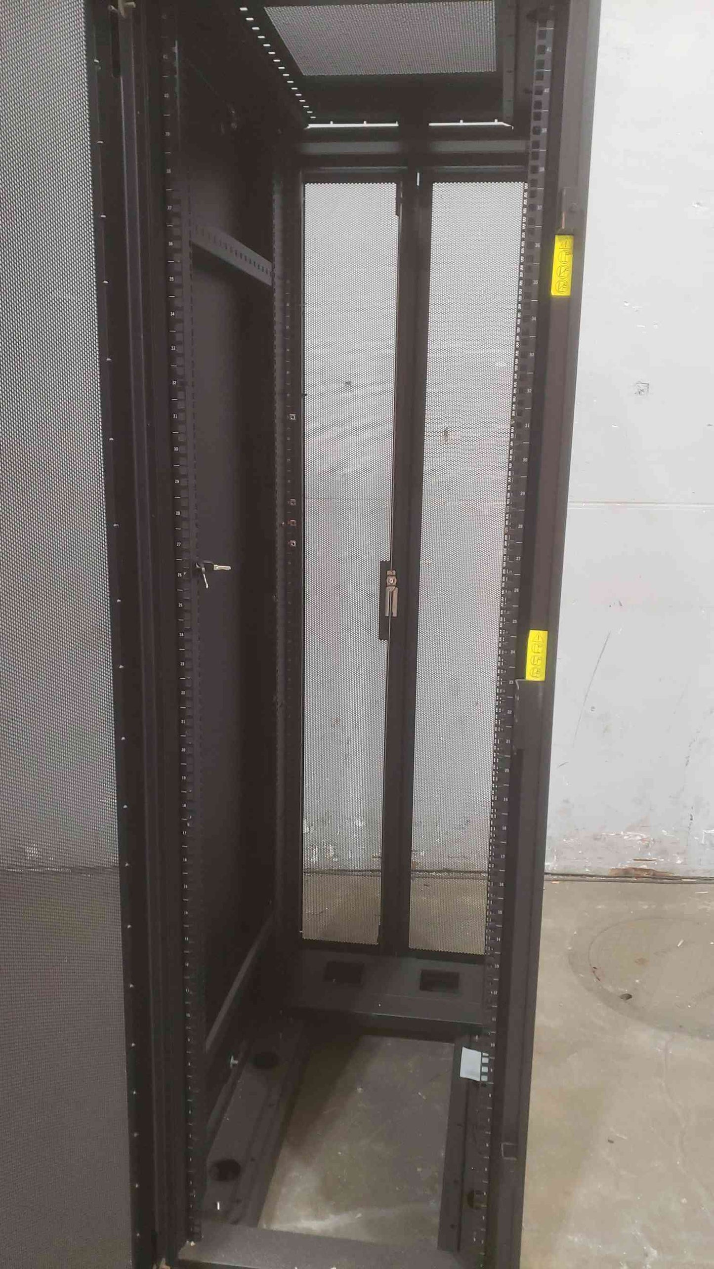 42U APC AR2100BLK Server Rack Fully Enclosed Netshelter (SKU: 111044)