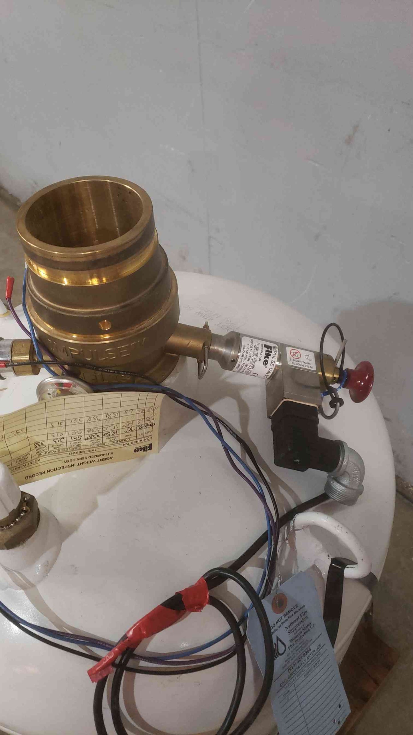 Fike 338 LBS FM-200(HFC-227ea) Clean Agent Extinguishing System(SKU: 111162)