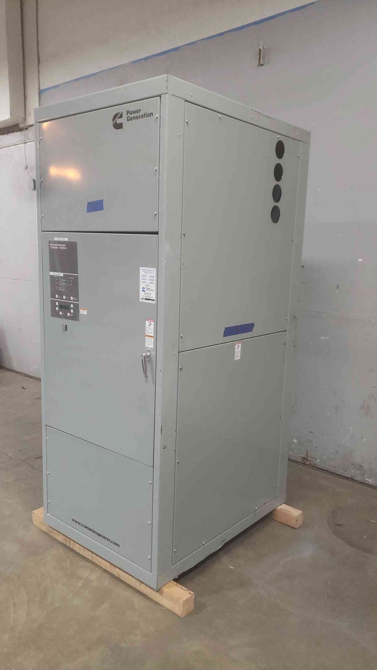 Cummins 1600A 480V 60Hz 3 Pole ATS OTPCF-1169051 (SKU: 111240)