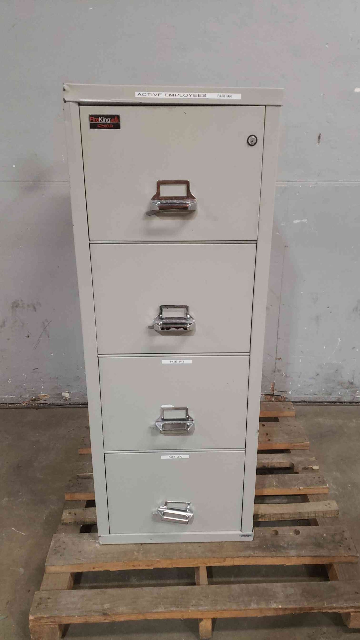 FireKing 2 Hour 4 Tier Fire Proof Storage Cabinet FL2005320052 Damaged Handle (SKU: 111251)
