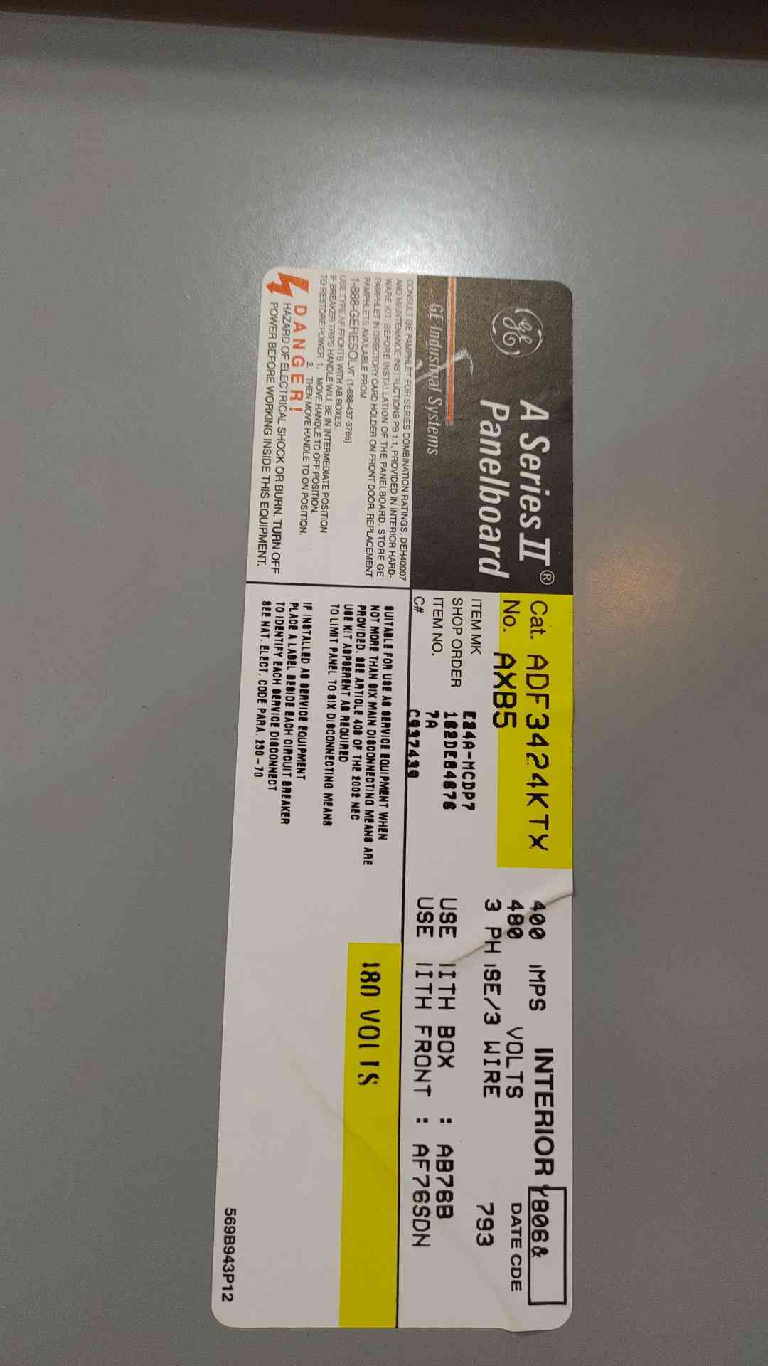 GE A-Series II PANELBOARD 400A 480V 3PH 3W Main & 7 Distribution