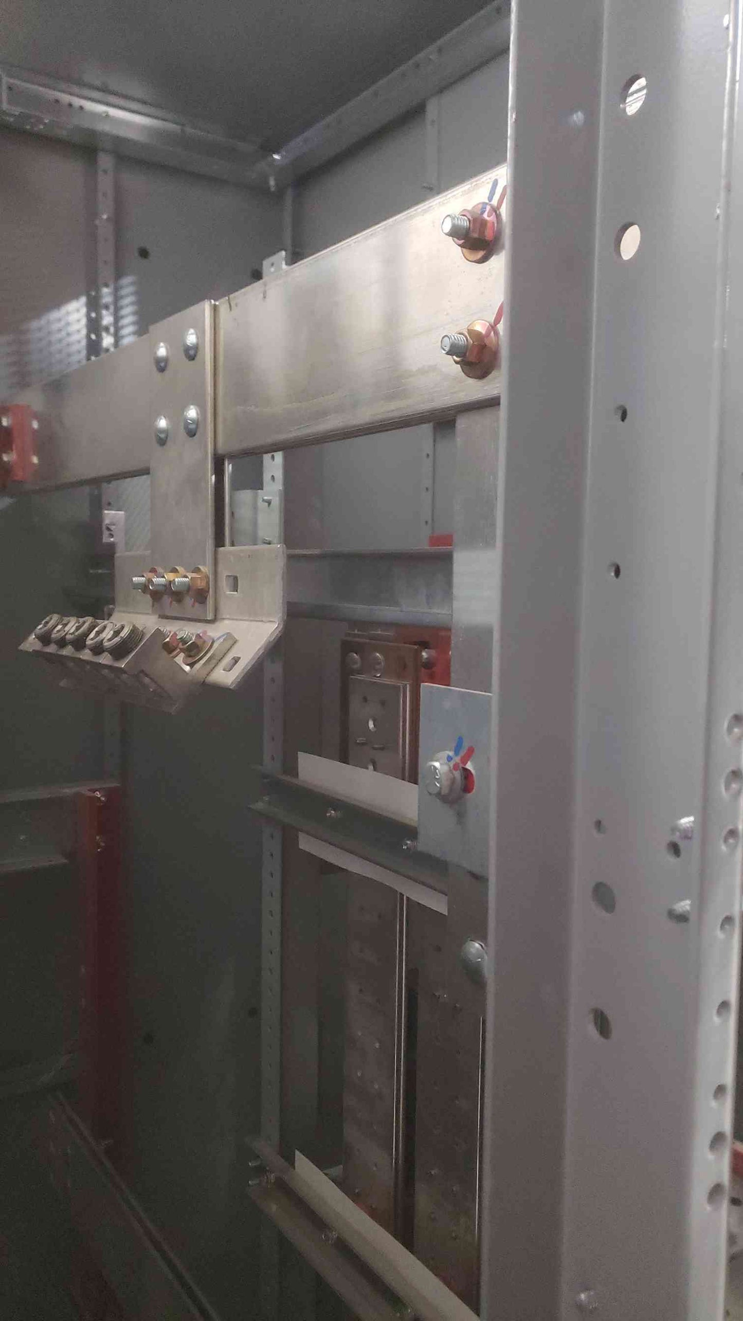 2000A Cutler-Hammer POW-R-LINE C 480Y/277V SWITCHBOARD w/ 8x NDC100K Breakers 2 Sections (SKU: 111270)